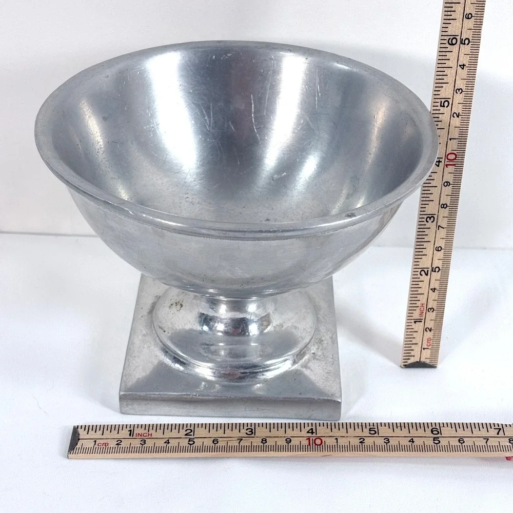 Wilton Armetale Pedestal Bowl Silver Pewter Finish Square Base Round Compote